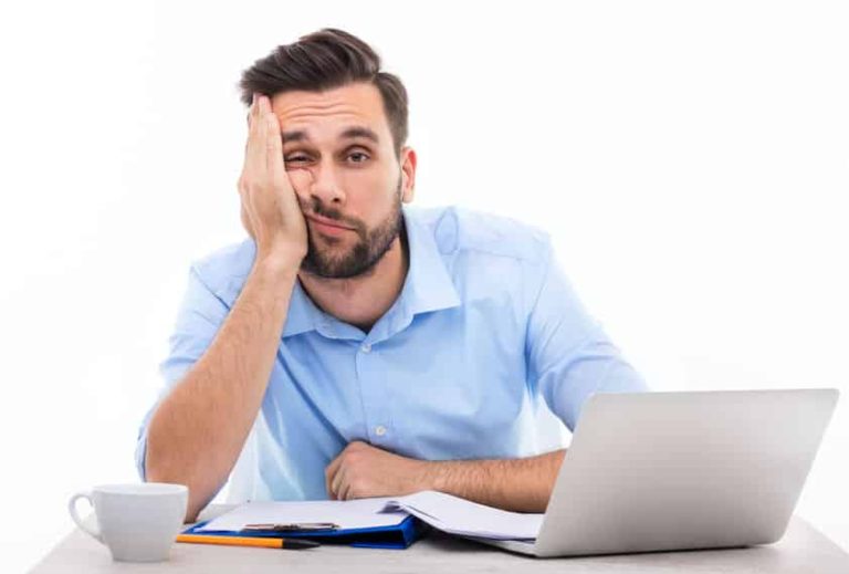 تشعر إن عملك بلا معنى