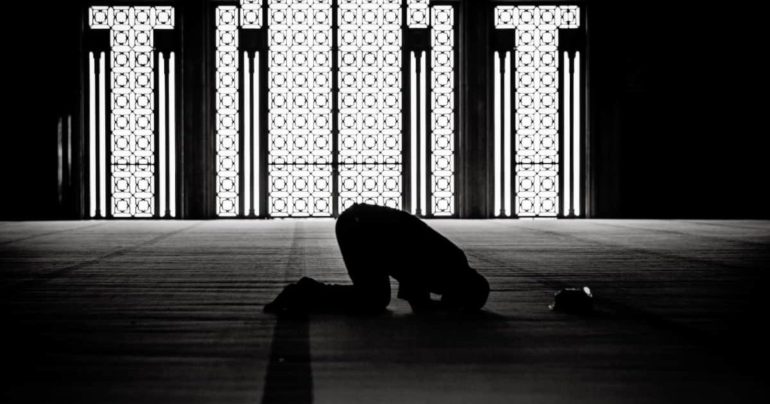 ماهي صلاة التسابيح وأراء الفقهاء فيها