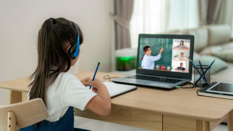القضايا والتحديات في التعلم المفتوح والتعليم عن بعد