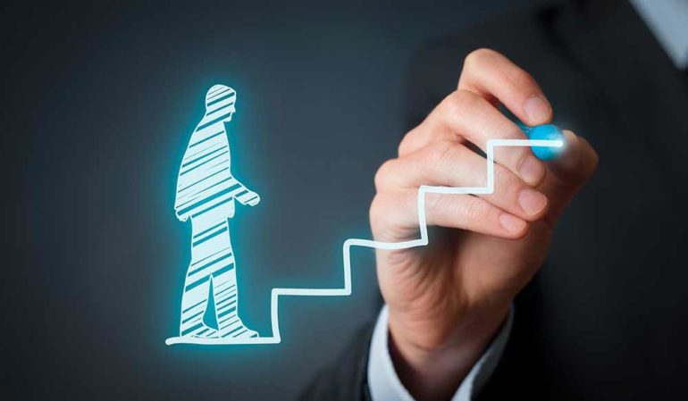 يجب أن تحتوي كل خطة تنمية شخصية على هذه العناصر الثلاثة