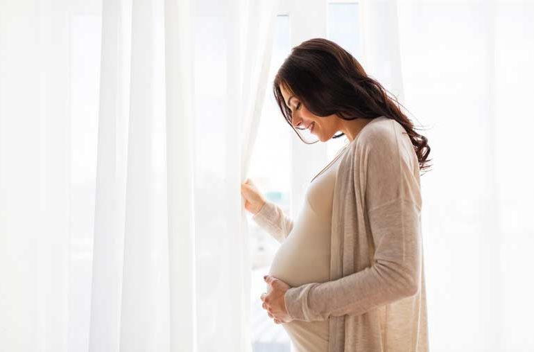 تخفيف آلام الظهر أثناء الحمل